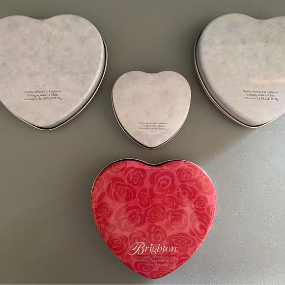 Lot of 4 Brighton Metal Heart Jewelry Tins! - Picture 3 of 3